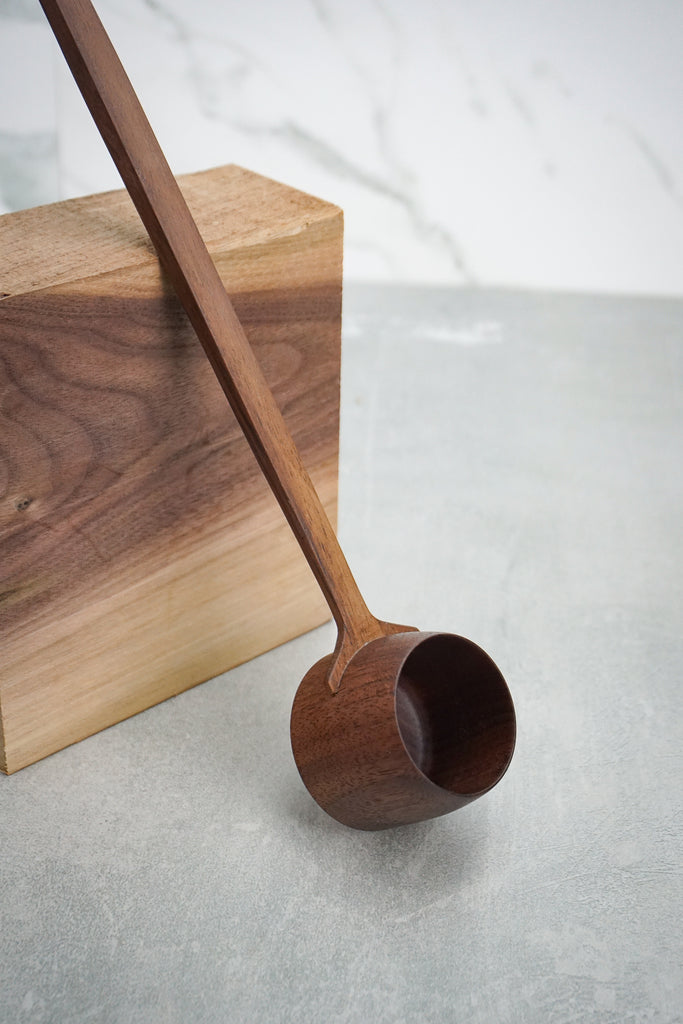 Walnut Scoop